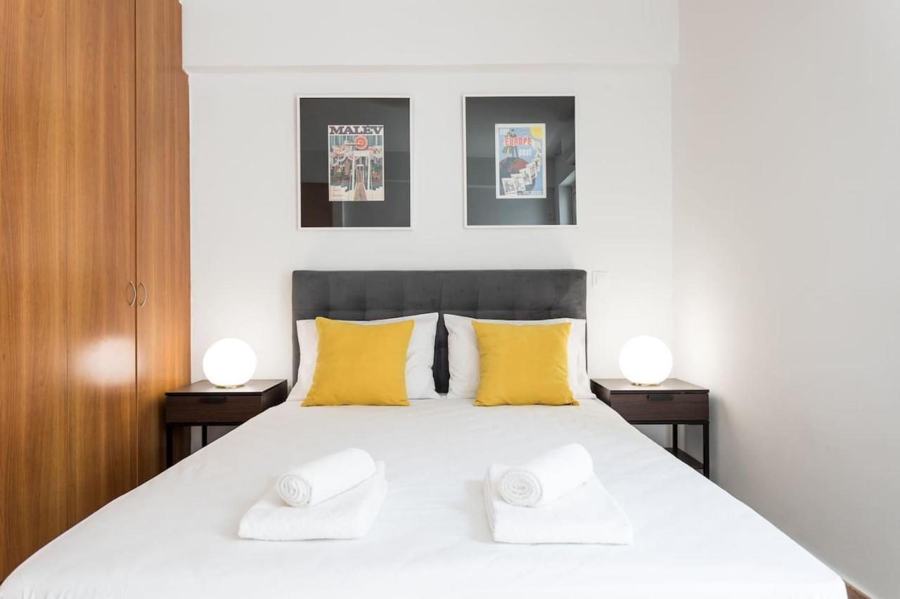 Stunning Flat With Lovely Terrace & Parking Garage Atenas Exterior foto